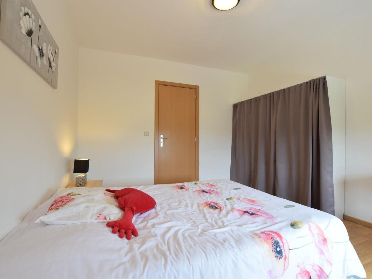 Cozy Apartment In Paliseul With Garden Carlsbourg Buitenkant foto