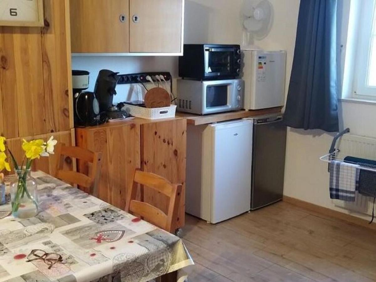 Cozy Apartment In Paliseul With Garden Carlsbourg Buitenkant foto