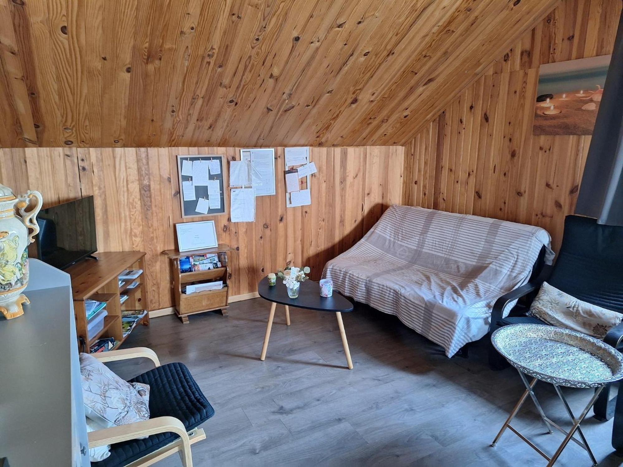 Cozy Apartment In Paliseul With Garden Carlsbourg Buitenkant foto