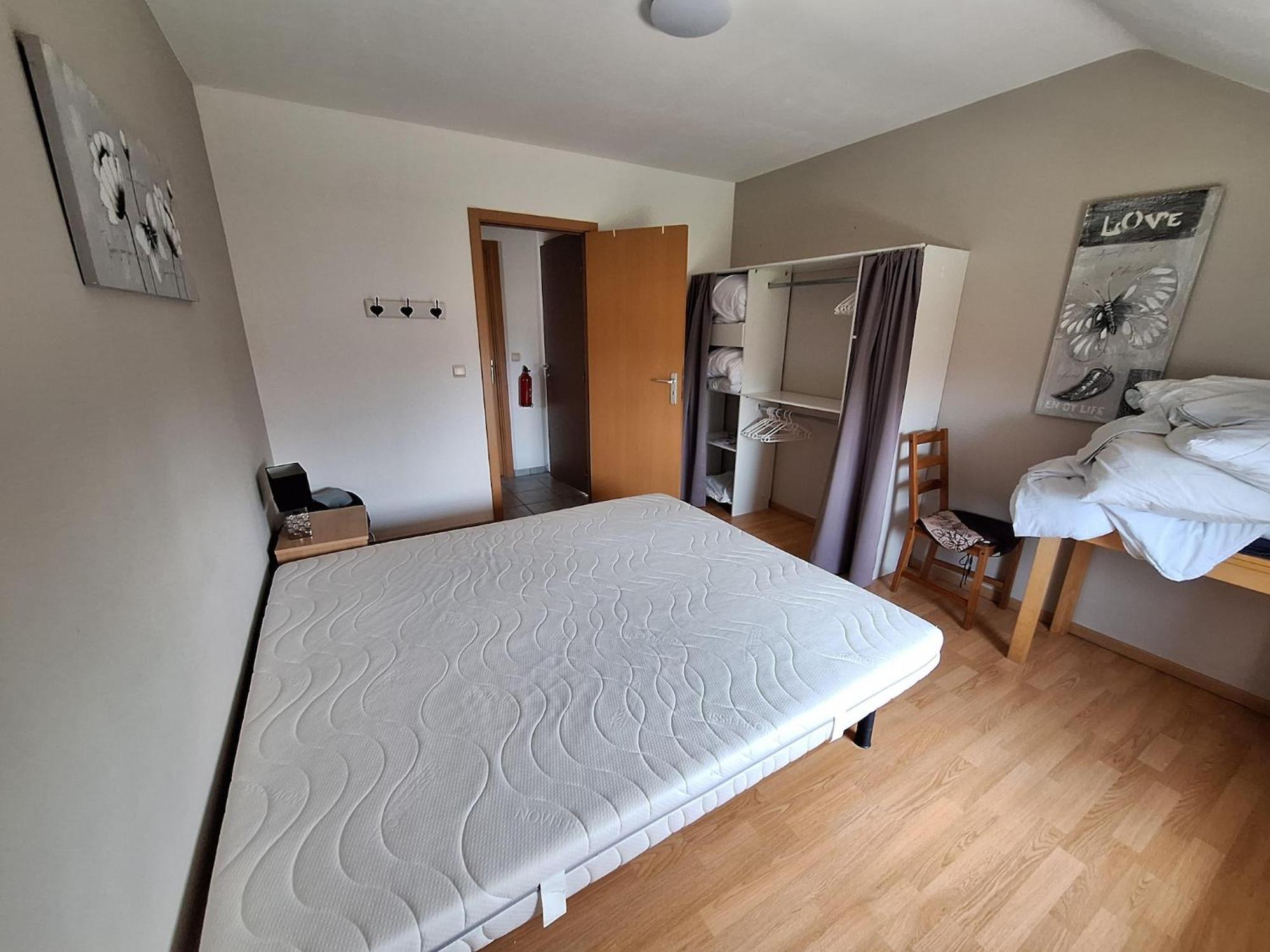 Cozy Apartment In Paliseul With Garden Carlsbourg Buitenkant foto