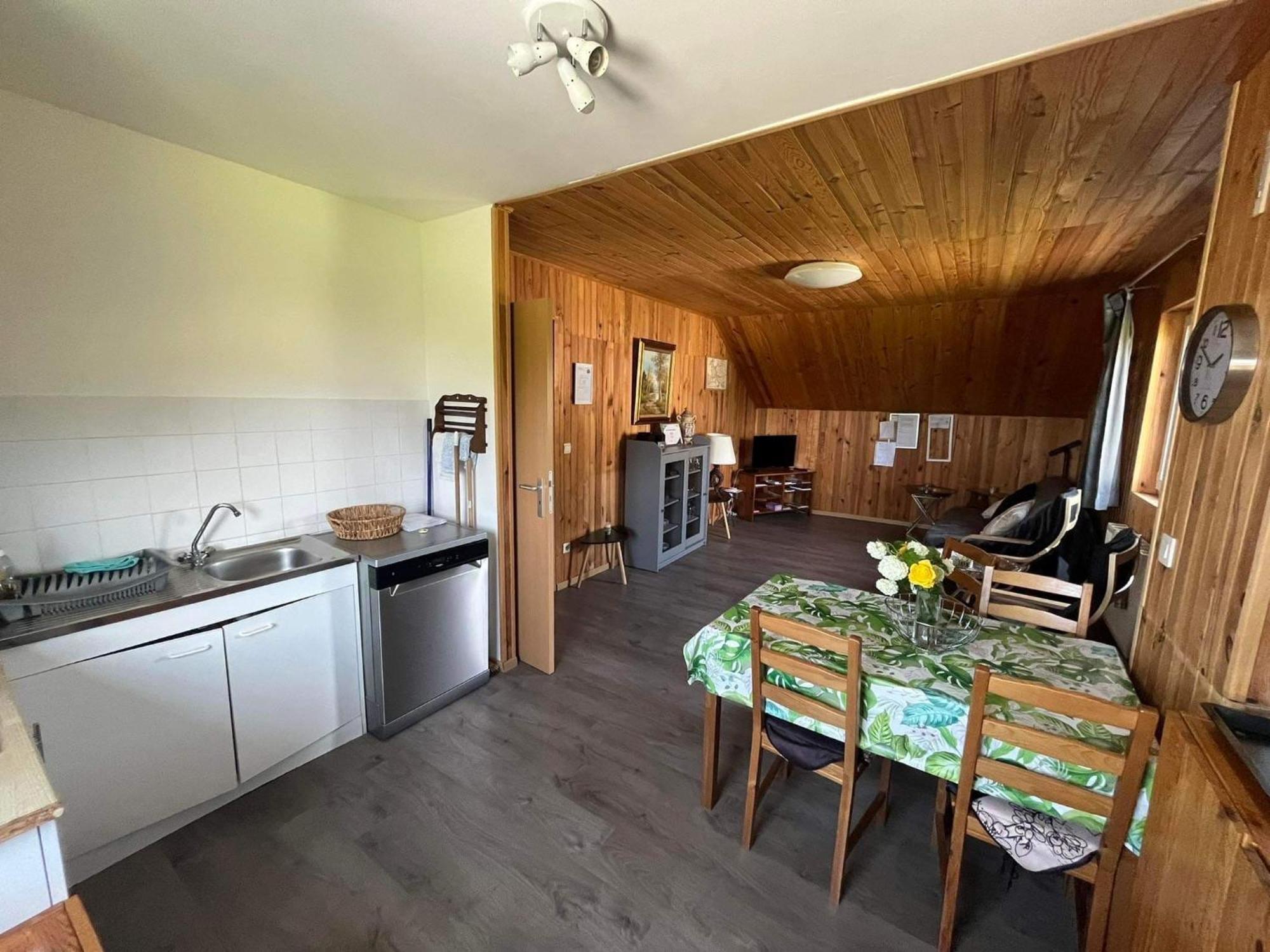 Cozy Apartment In Paliseul With Garden Carlsbourg Buitenkant foto