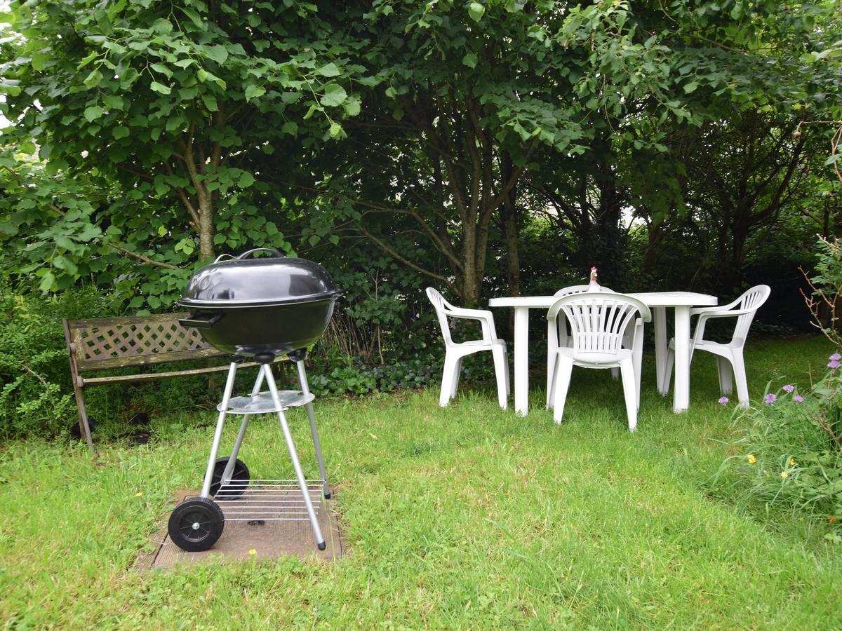 Cozy Apartment In Paliseul With Garden Carlsbourg Buitenkant foto